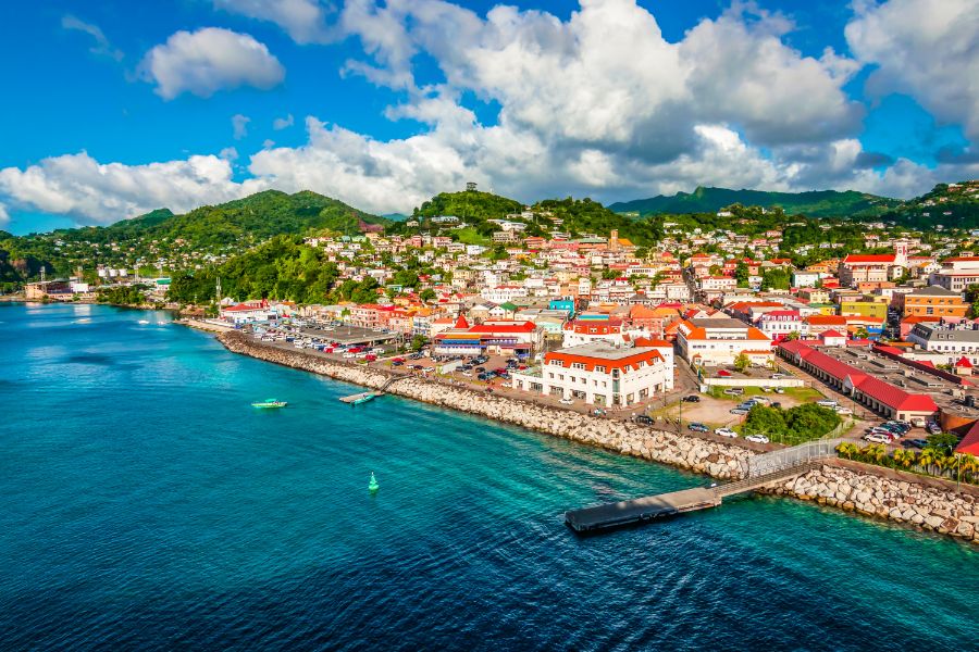 A Guide to Driving in Grenada with Rules and Tips for Tourists