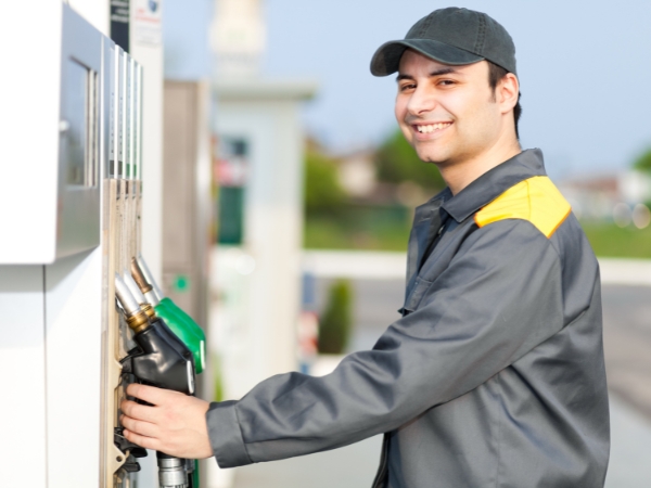 How to Fuel Up a Car in Saint George Parish and Beyond
